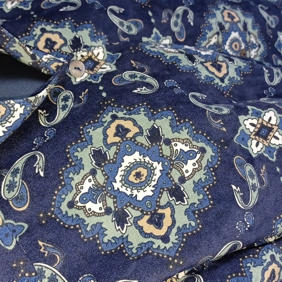 La Cabana Navy/green/brown xl large suede look, stretchy,  button front & sleeve - Picture 2 of 6